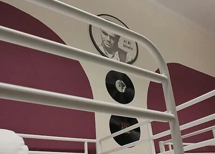 La Guitarra Hostel *