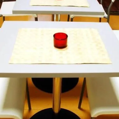 Hostel La Guitarra Poznań