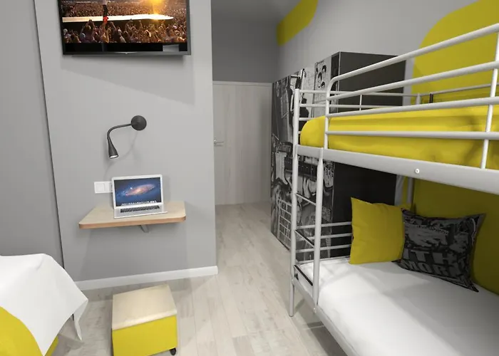 Hostel La Guitarra Poznań